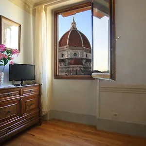 Apartment Finestra Sul Duomo, Florence